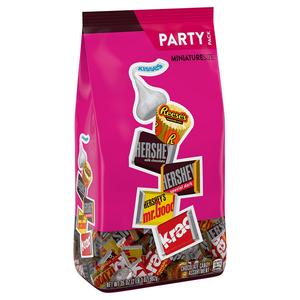 Hershey's Kisses, Reese's, Chocolate Miniatuares Assortment Party Pack